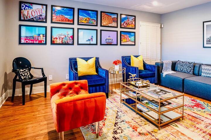 LAS VEGAS LUXURY ESTATE-GAME ROOM/POOL & MORE gallery image 4