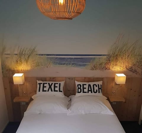 Popular Airbnb listing: Bungalow Wiersma in Den Burg