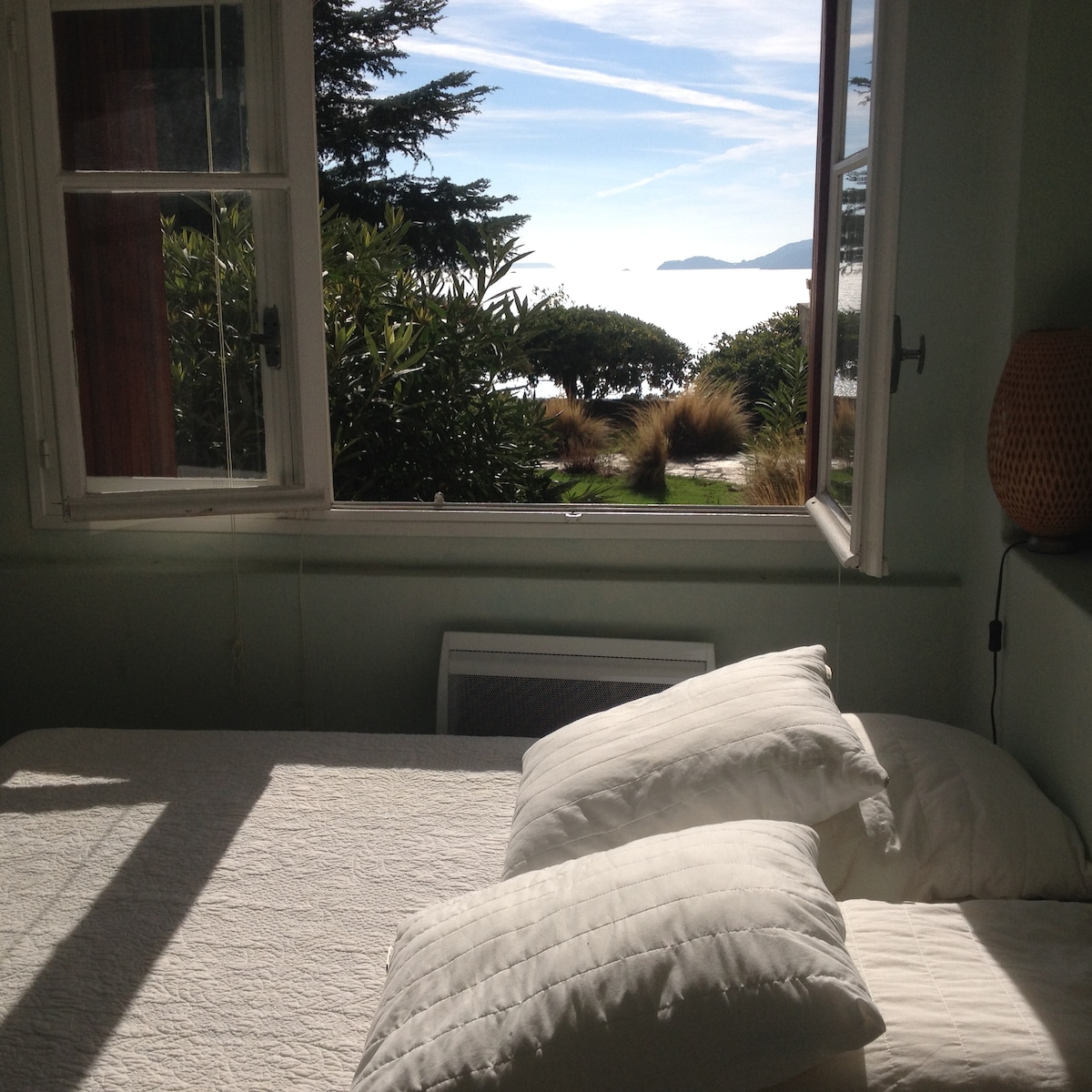 izba s výhľadom na more