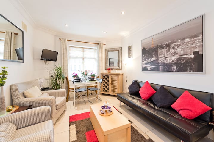 Great location in the heart of Dublin Temple bar!!