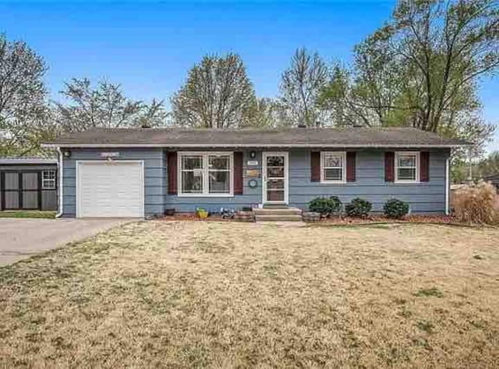 Parkville Vacation Rentals & Homes Missouri, United States Airbnb