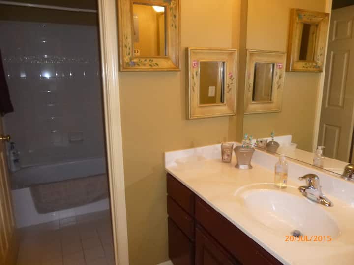 Full basement with private entrance. Hot tub