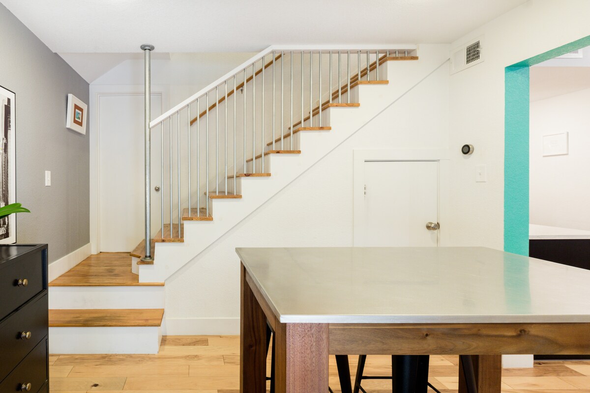 Explore Downtown Austin from a Hip Condo