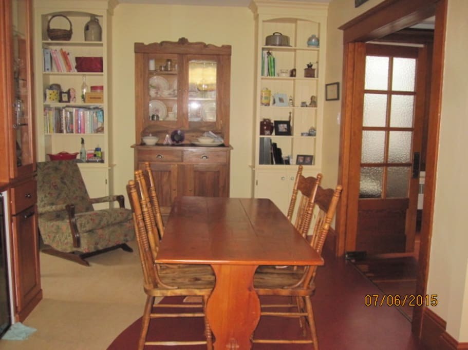 Kitchen table