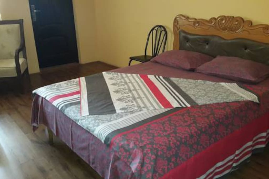 Двухместный номер Делюкс с 1 кроватью $60