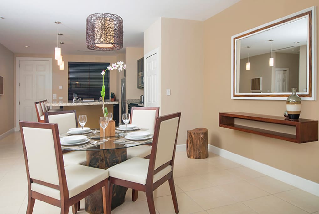 Comedor/Dinning Room
