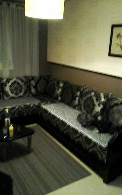 Room 1 / Chambre 1
