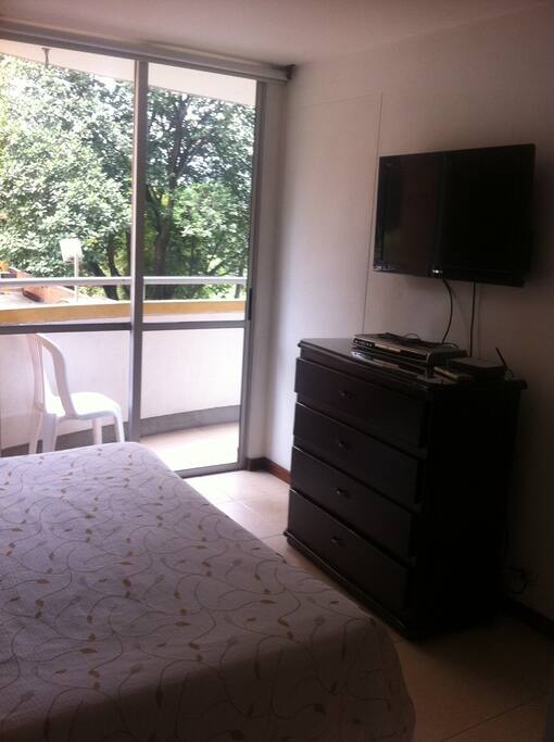Habitación con acceso al balcón