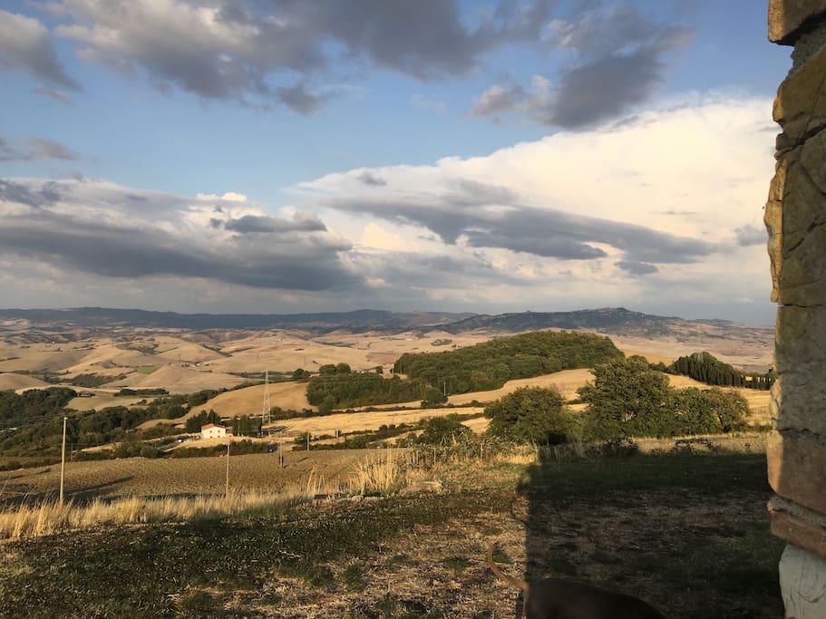 Panorama con Volterra sullo sfondo