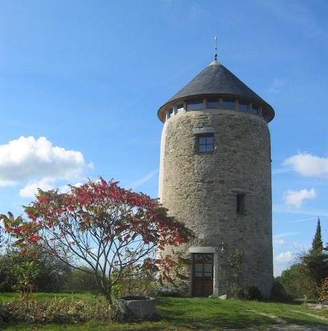 medieval tower, 360° view, unique, breakfast