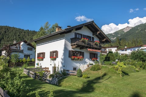 Top performing Airbnb: Tyrolean Cottage - romantic, cosy, wide garden in Seefeld In Tirol