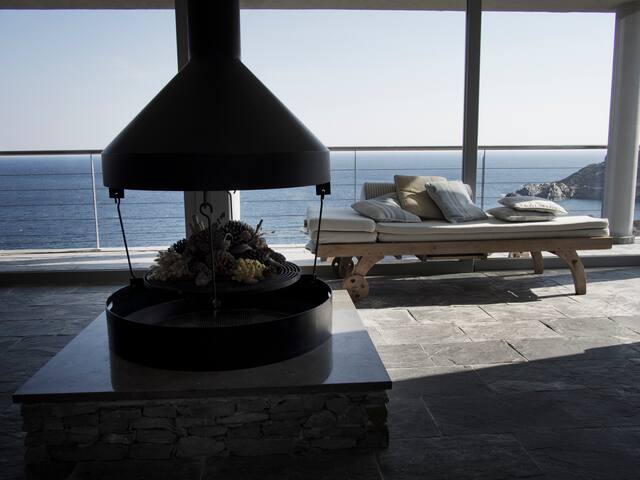 Brand new villa with great views gallery image 3