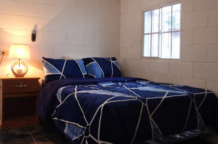 غرفة النوم 2