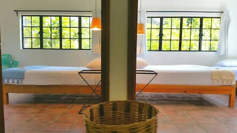 Two bedroom Apt. w/ AC and Pool - next to beach!