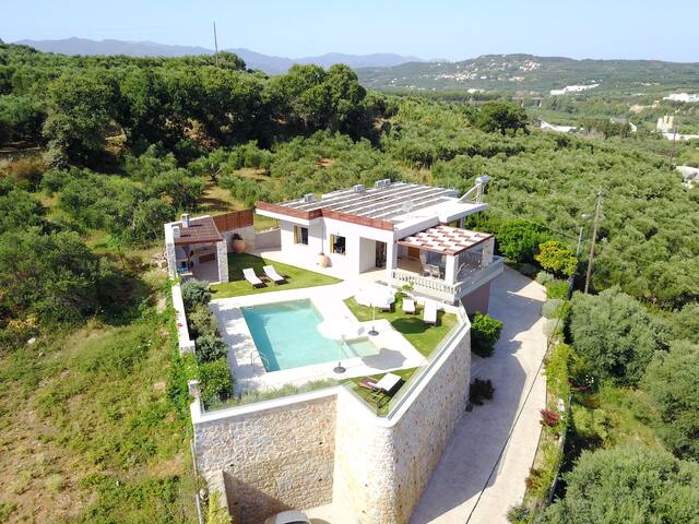 Villa Lady Dafni Ocean view & private heated pool gallery image 2