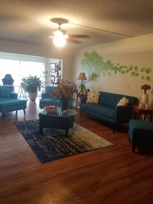 Open, spacious living room. Great view.