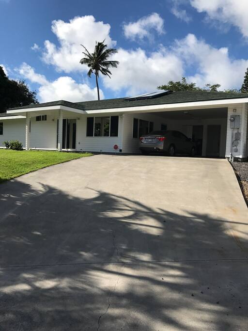 Front view of home