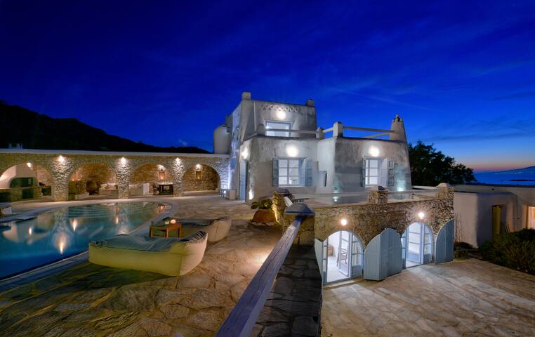 Aquileria Seaview Pool Villa – Seven Bedrooms gallery image 5