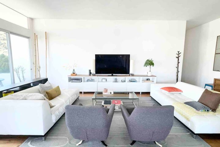 Lucky Vacationers, Project Mgr, Hybrid, Remoter