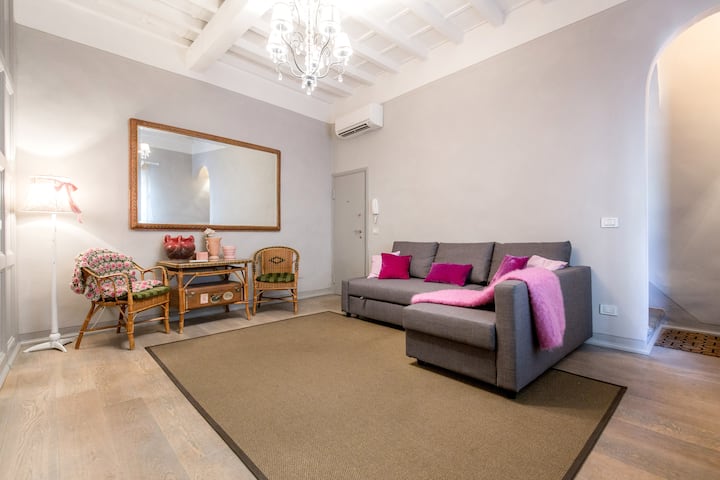 ორადგილიანი გასაშლელი დივანი