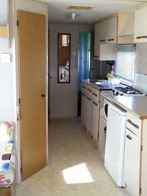 Cocina equipada.