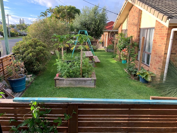 Lennox house walk to beach, lake and town. Houses for Rent in