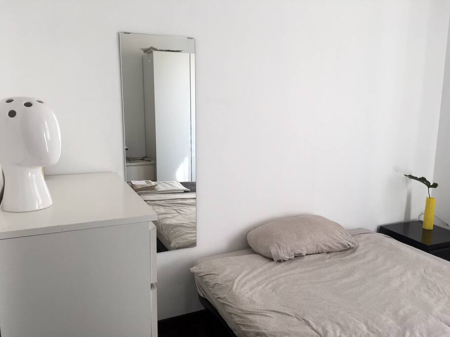 room for rent