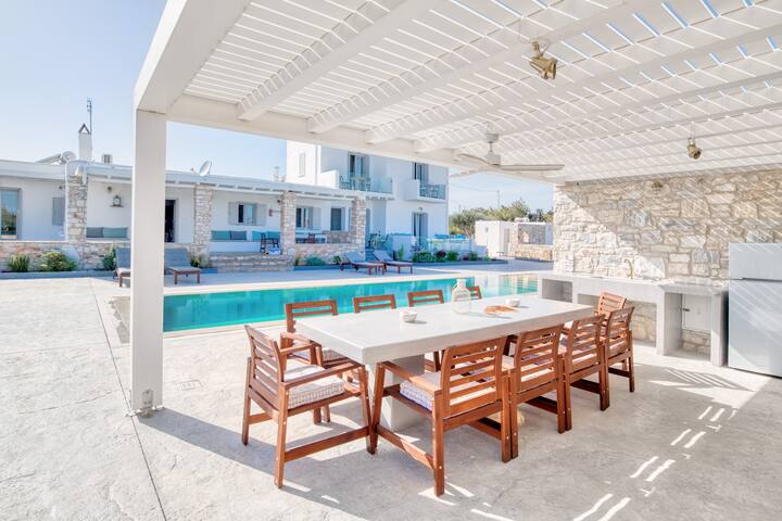Villa Maya, Ampelas Paros, with salt water pool. gallery image 4