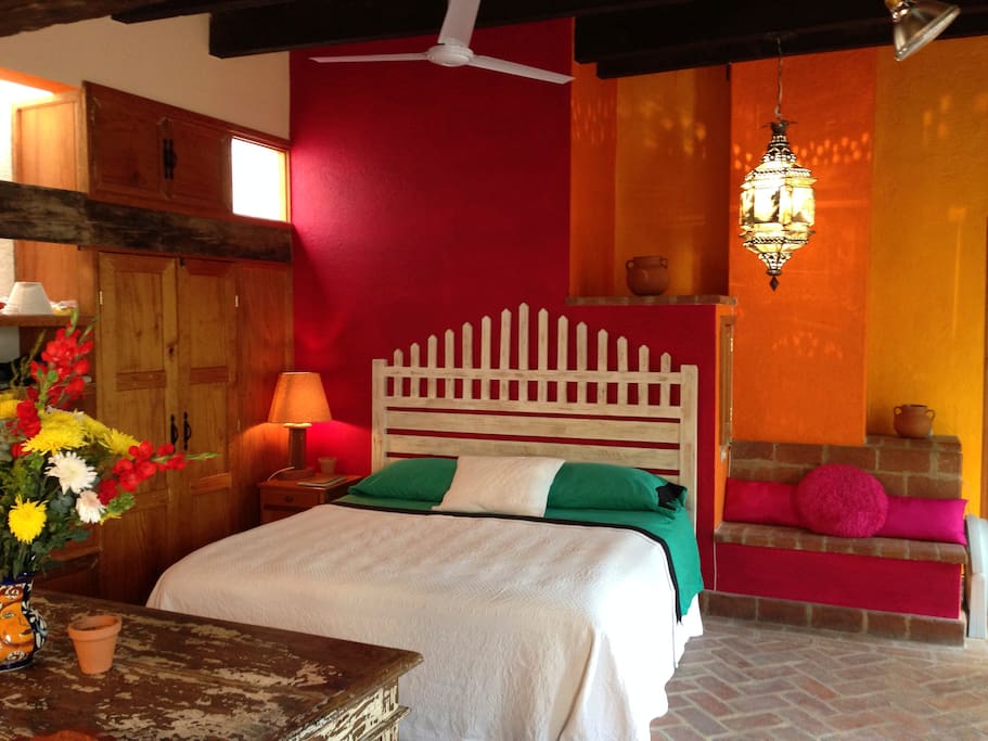 So colorful, so romantic, so comfortable, so spacious!