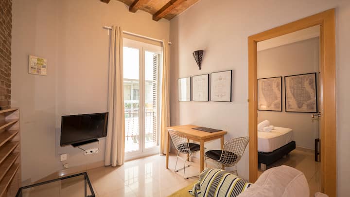1 Bedroom Apartment  In Gracia Close To Diagonal - Barcelone