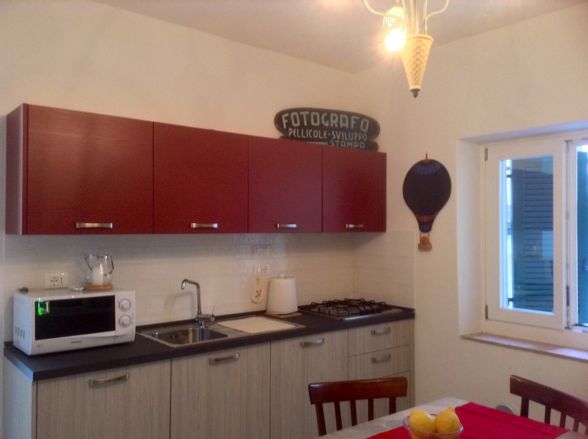 Top performing Airbnb: 50 meters from the sea in Finale Ligure