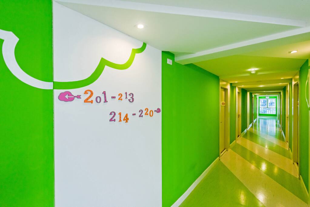 Walk way with BIG Smile ^^