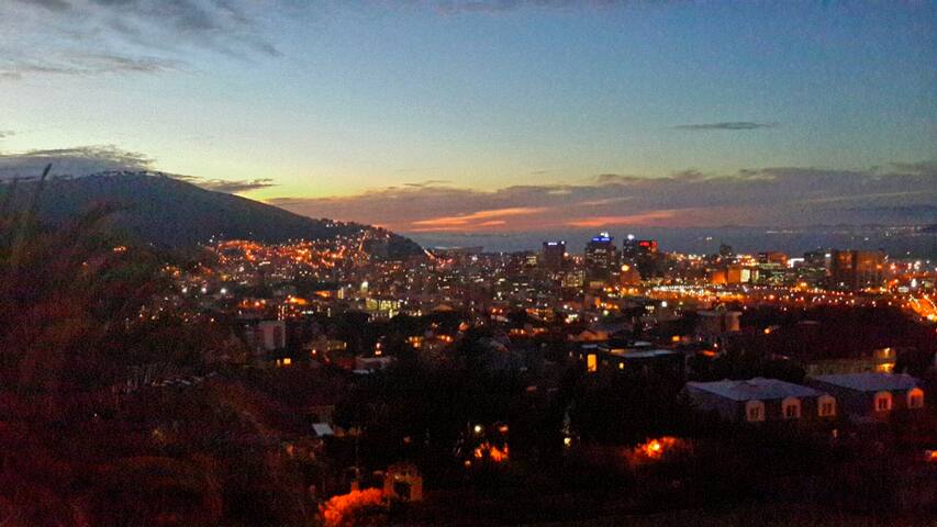 Beautiful 11th Floor Apartment gallery image 3