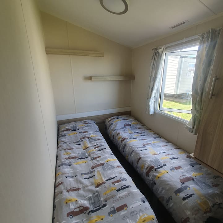 საძინებელი 3