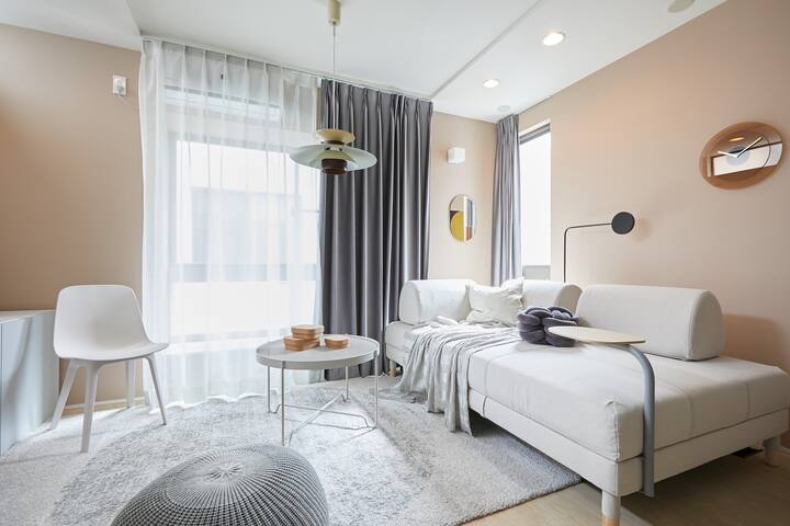 Beautiful Villa in Toshima Tokyo gallery image 2