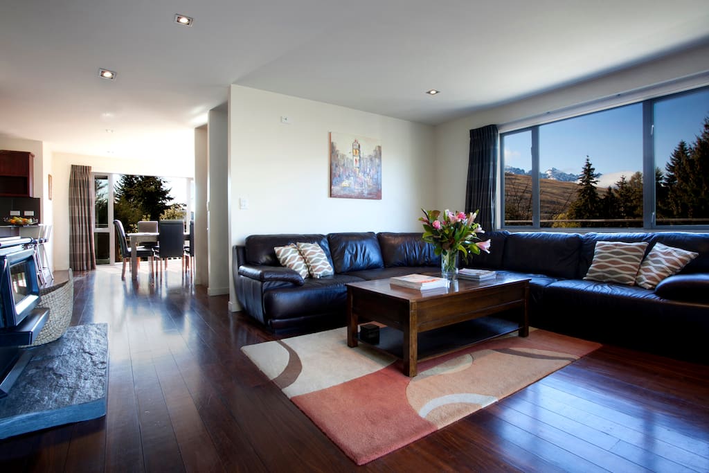 Loungeroom