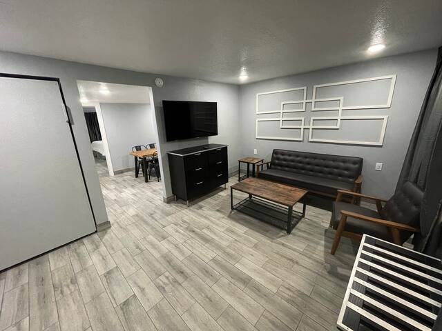 ⁨Brian (黄永怡)⁩ managed Airbnb listing 3