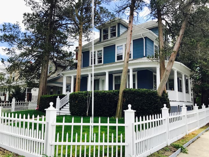 The Blue House Houses for Rent in Asbury Park, New Jersey, United