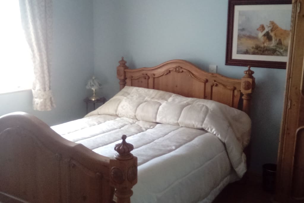 Room1 Bedroom