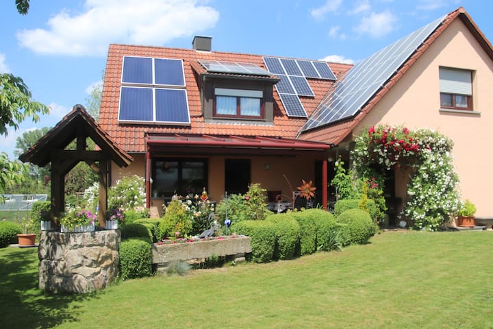 Quiet apartment near Rothenburg on the bike path