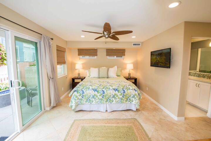 Steps to Ocean, N. Mission Beach, Bay, 3br/3ba gallery image 5