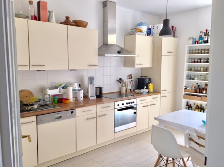 Fully equipped kitchen
