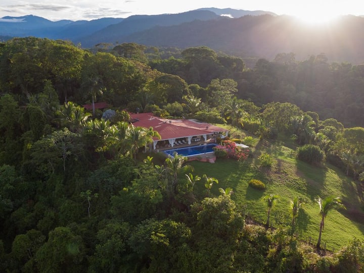 Escondido Beach Vakantiewoningen en Quepos, Costa Rica