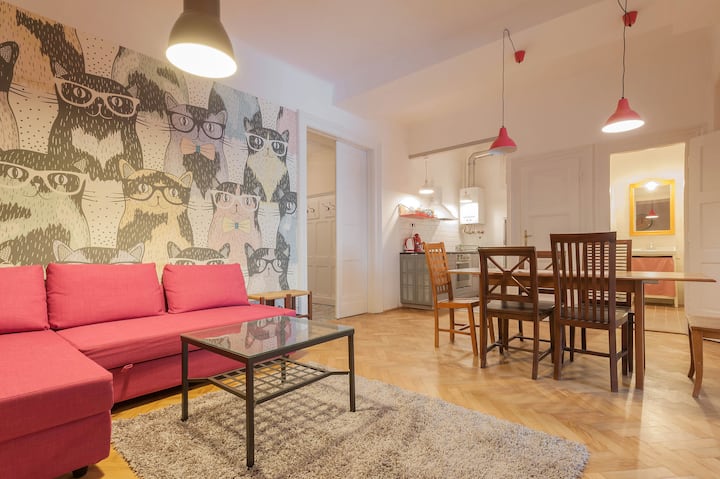 Space And Design In The Center! - Budapest