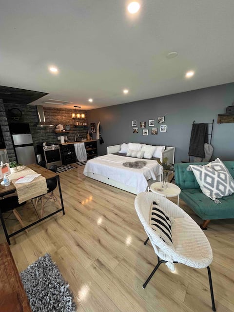 Hook wine and sinker