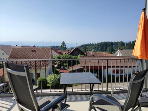 Successful Airbnb property: Ferienwohnung Pfänder with alpine panorama in Wasserburg (Bodensee)