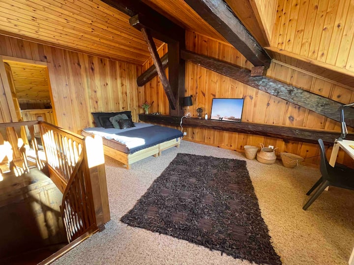 Спална соба 1 на горниот кат 