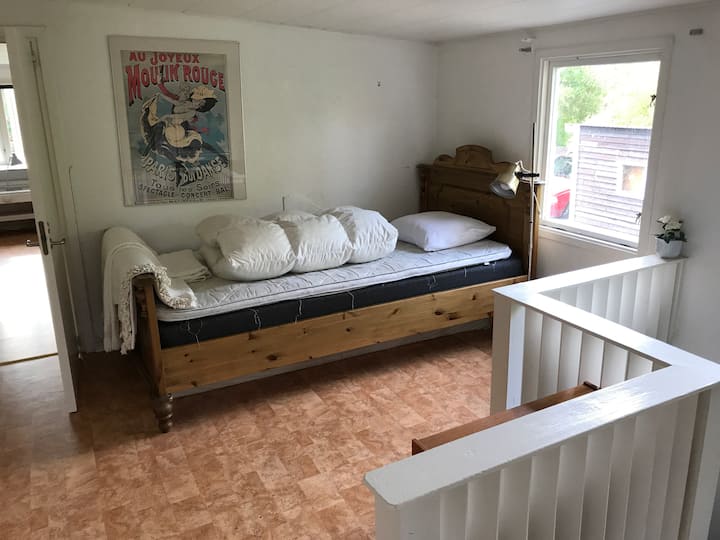 السرير الإضافي