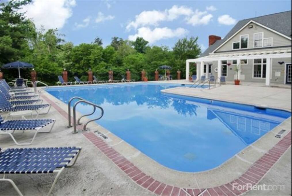 Huge pool just yards away!