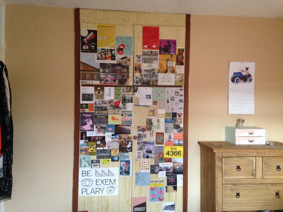 An attempt at covering the paint effect on the wardrobe...